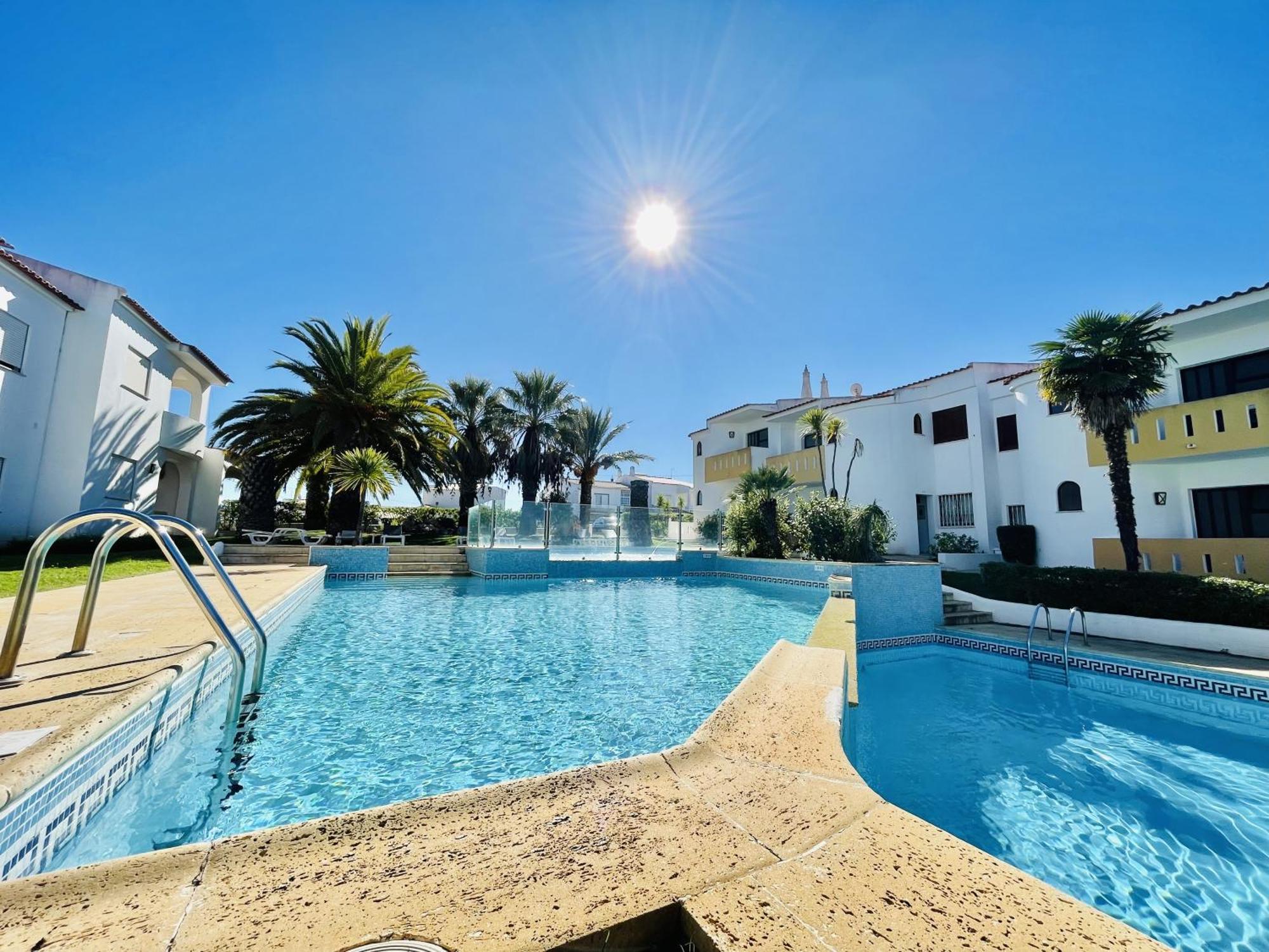 Lavanda - 2 Bedrooms - 3 Level Pool - Garden - Beach 1Km Estômbar Exterior foto